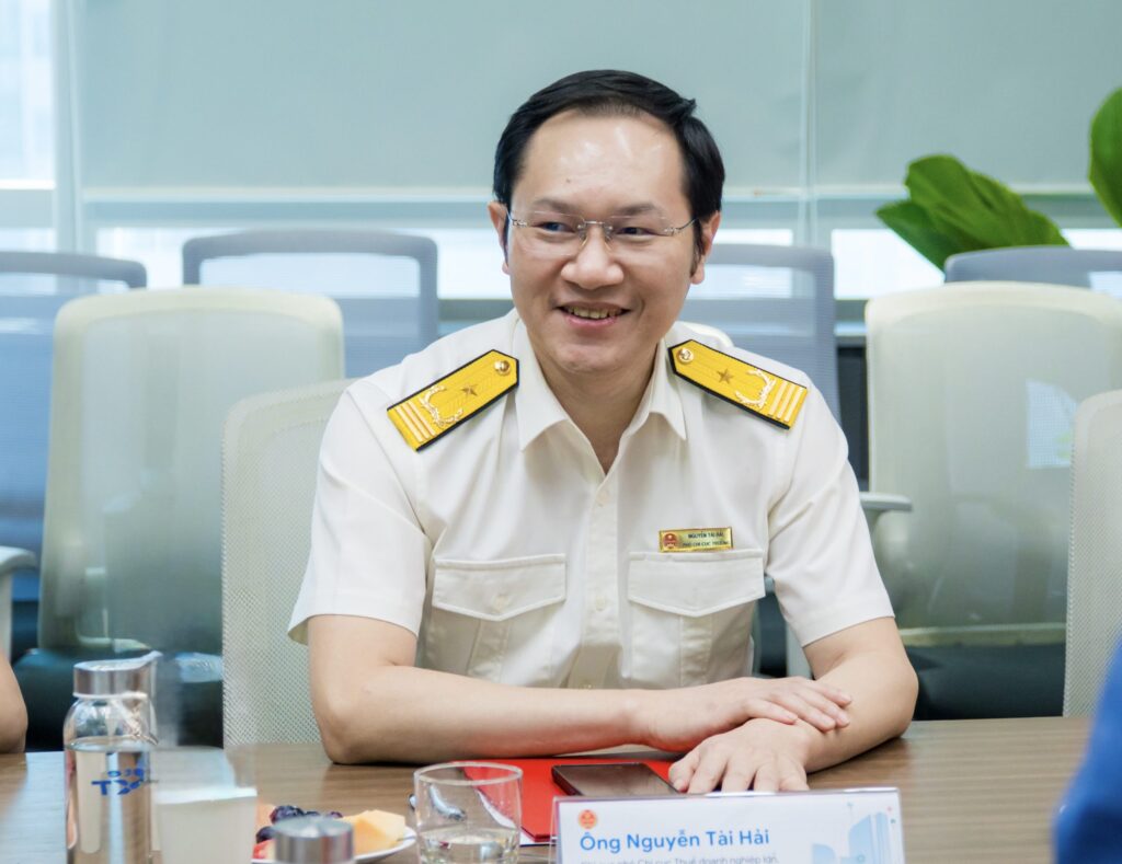 Mr. Nguyễn Tài Hải - Vice Manager of the Large Enterprise Taxation Sub-Department (Department of Taxation, Ministry of Finance) - speaks at the event